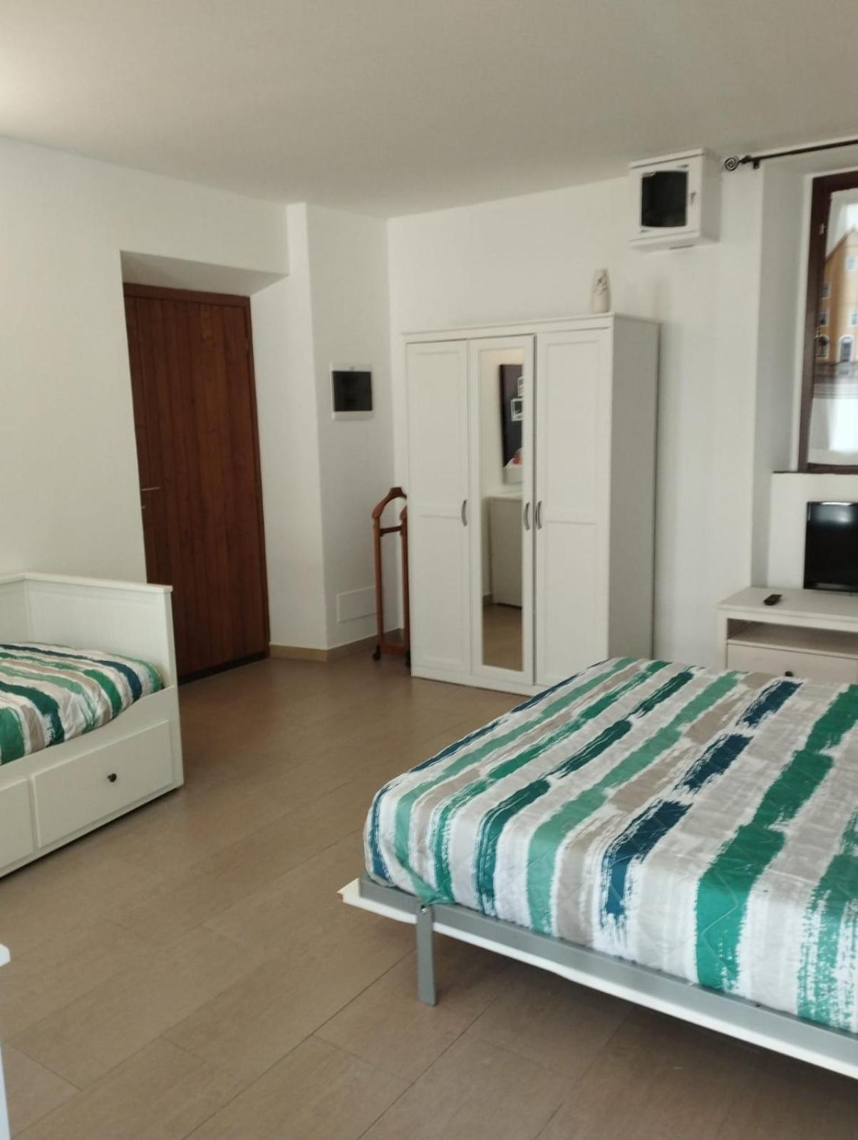 Aurora House. Daire Abbadia Lariana Dış mekan fotoğraf
